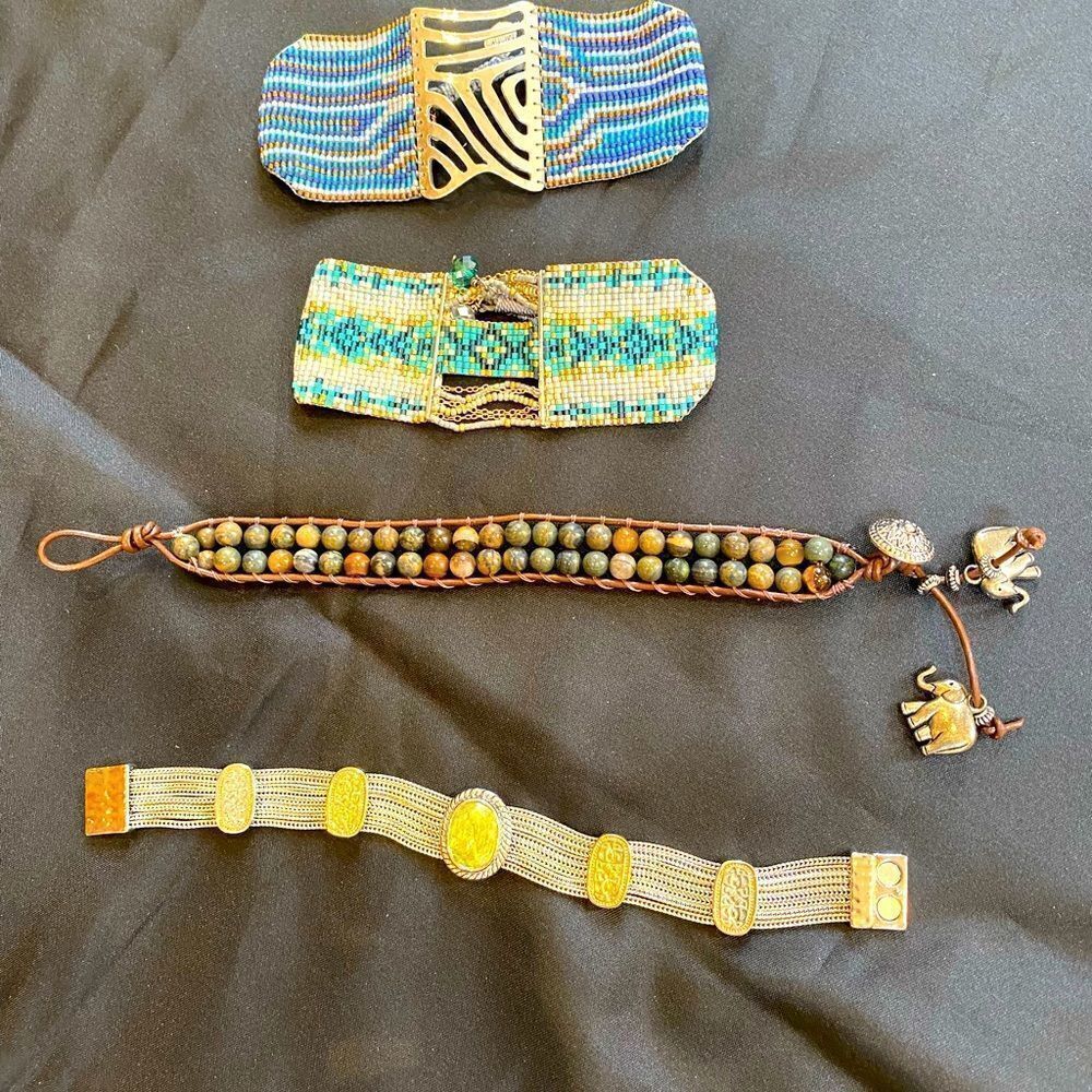 Set of 4  beaded bracelet
